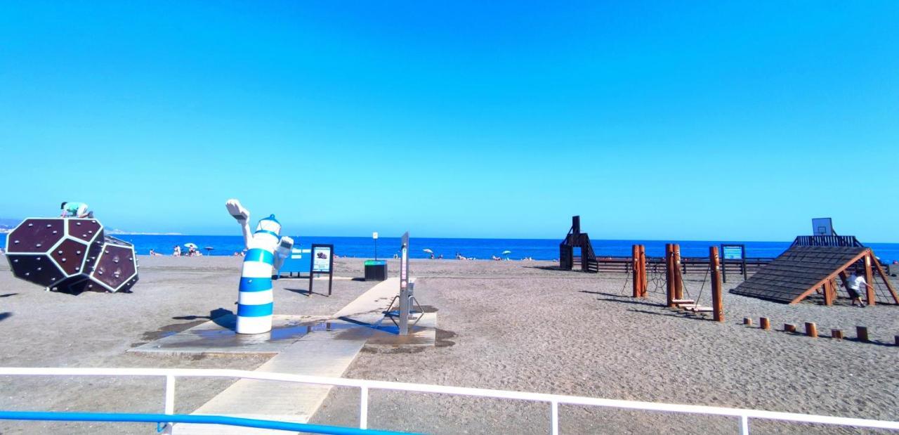 Center Of The Sea, Three Rooms - Alojamientos La Torre Torre Del Mar Exterior photo